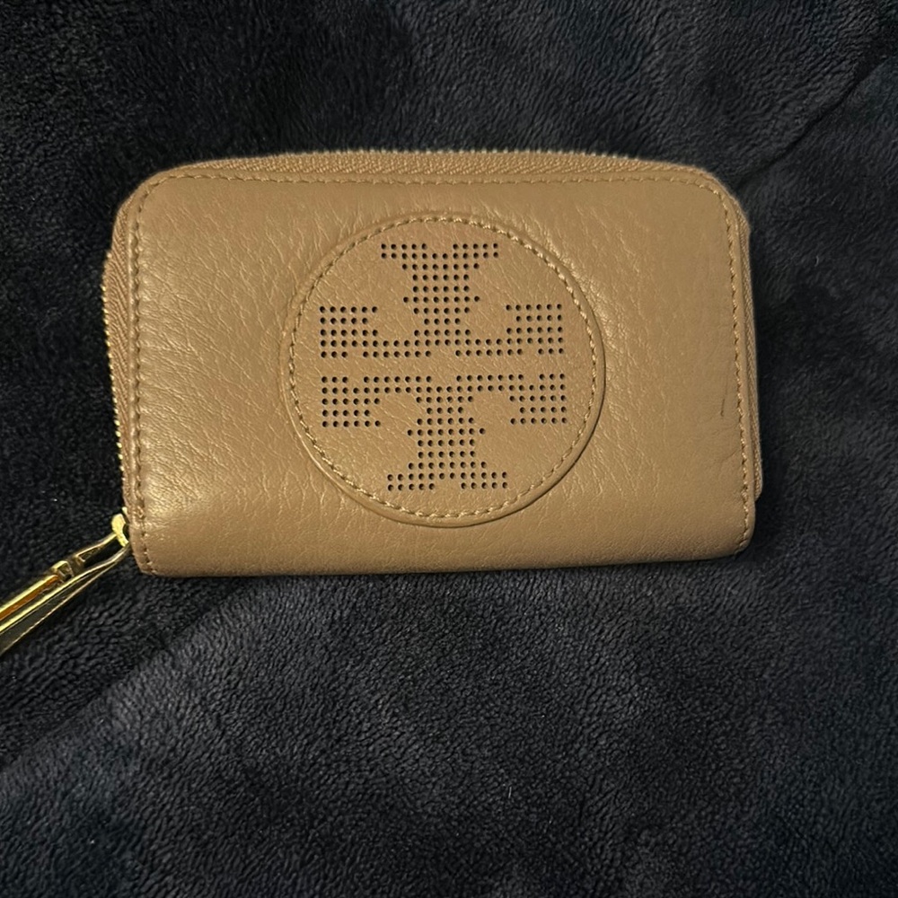 Tory Burch Leather Zip Wallet